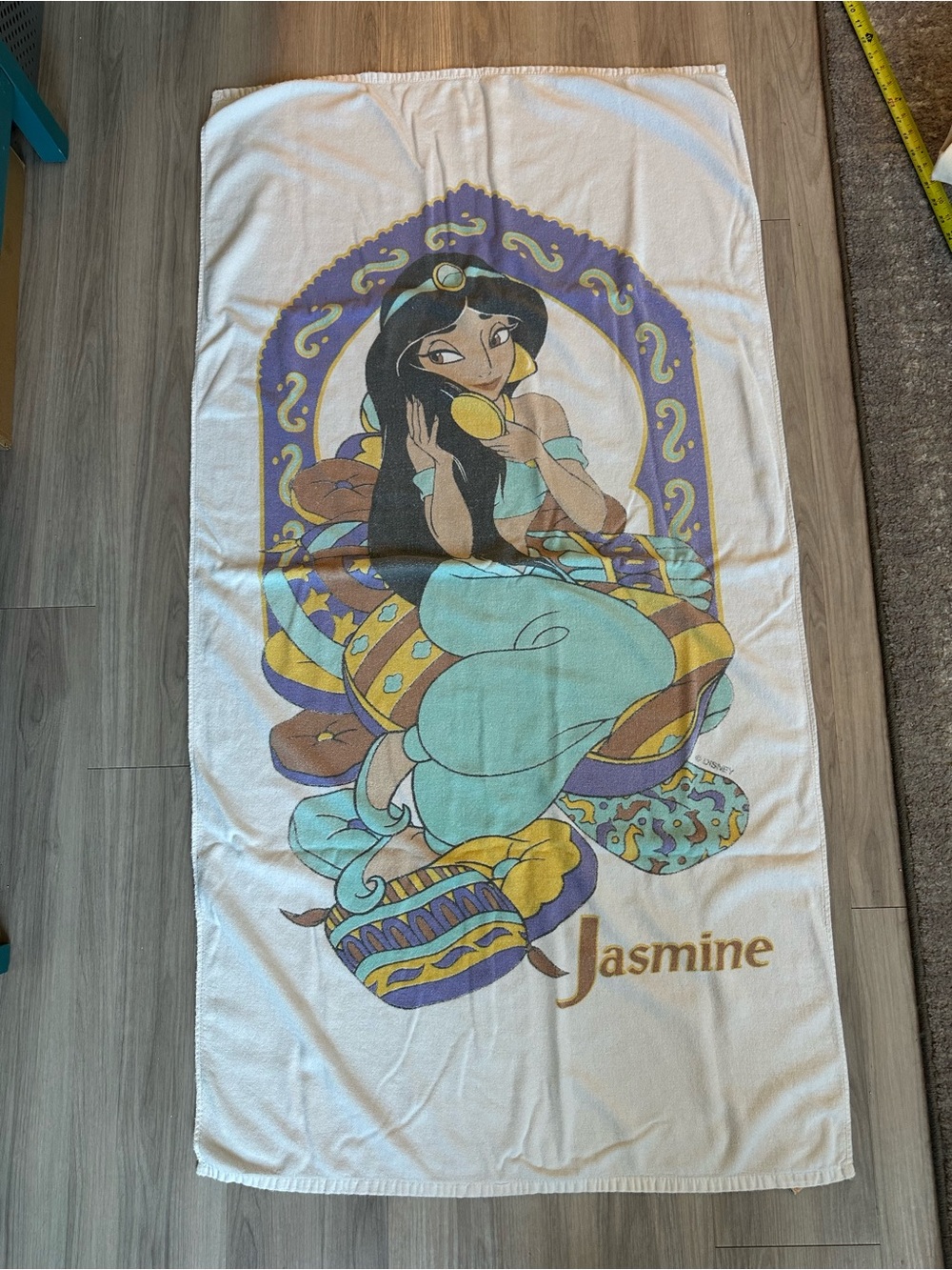 Vintage 90s Disney Princess Jasmine White Beach Towel
